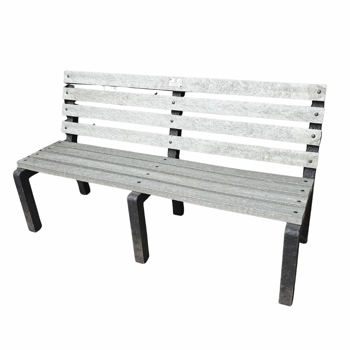 front view of tetra bench outdoor seating built from 100% recycled plastic sustainable furniture